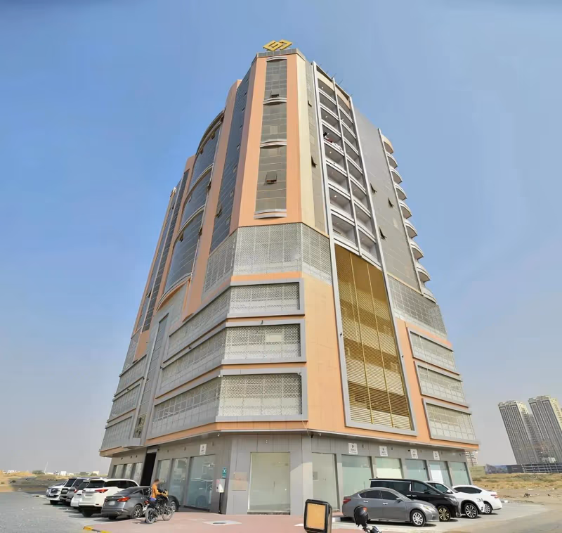 GJ Al Ghoroub Tower באזור Al Alia, אג'מן