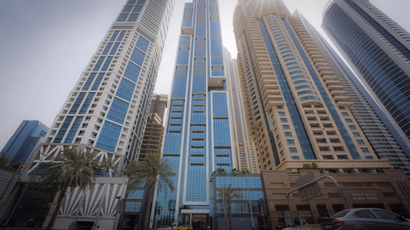 Mada’in Marina Arcade באזור Dubai Marina, דובאי